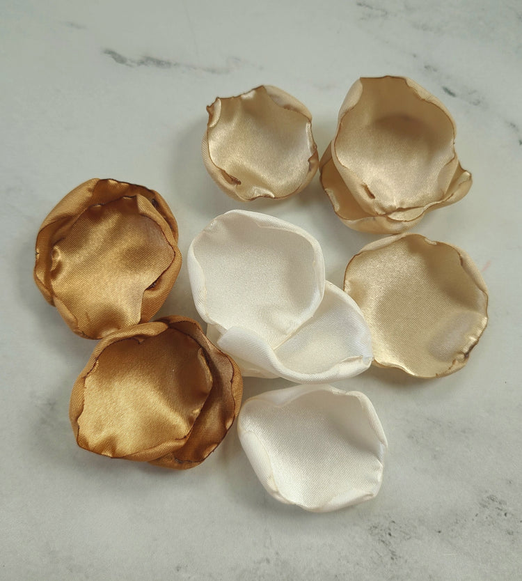 Neutral colors of rose petals, beige, ivory, tans, light bowns