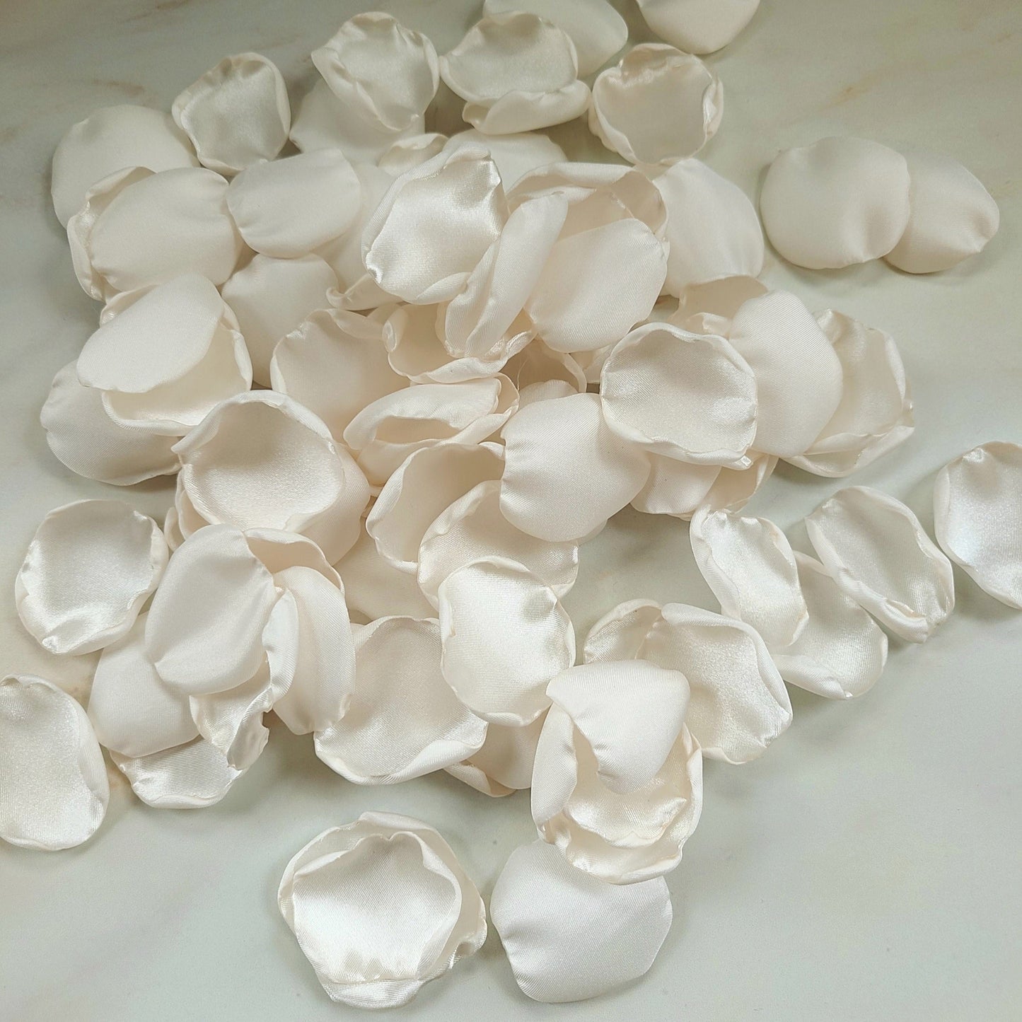 White Rose Petals for Wedding Aisle Decor, Flower Girl Baskets, Engagement Props, Table Confetti, In My Bride Era