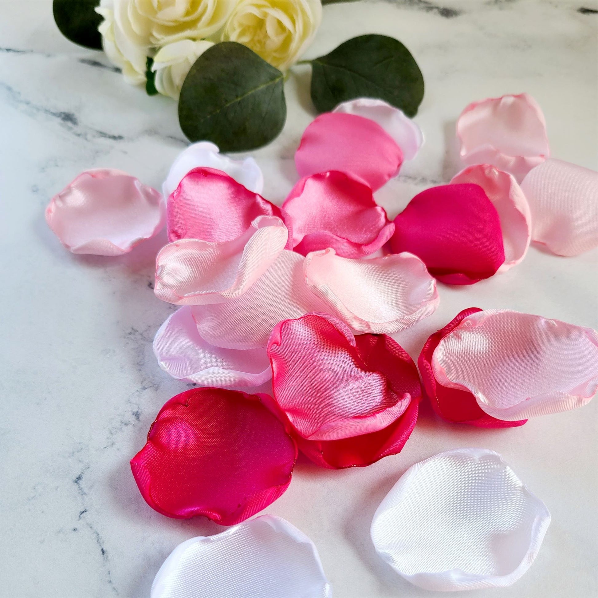 Hot Pink, Pink , white, rose petals for wedding aisle decor. Barbie core, Fuchsia, Hot Pink Rose Petals for Barbie core Wedding Decor. Shades of Pink flower girl petals for tossing, bridesmaids' box, vibrant wedding aisle decor, table decor, whimsical bridal brunch decorations, engagement backdrop props