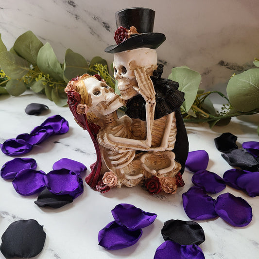 Dark Purple & Black rose petals, table confetti, flower girl petals for tossing, bridesmaid box, gothic wedding decorations, goth bachelorette, Halloween party decor, Corpse Bride table centerpieces