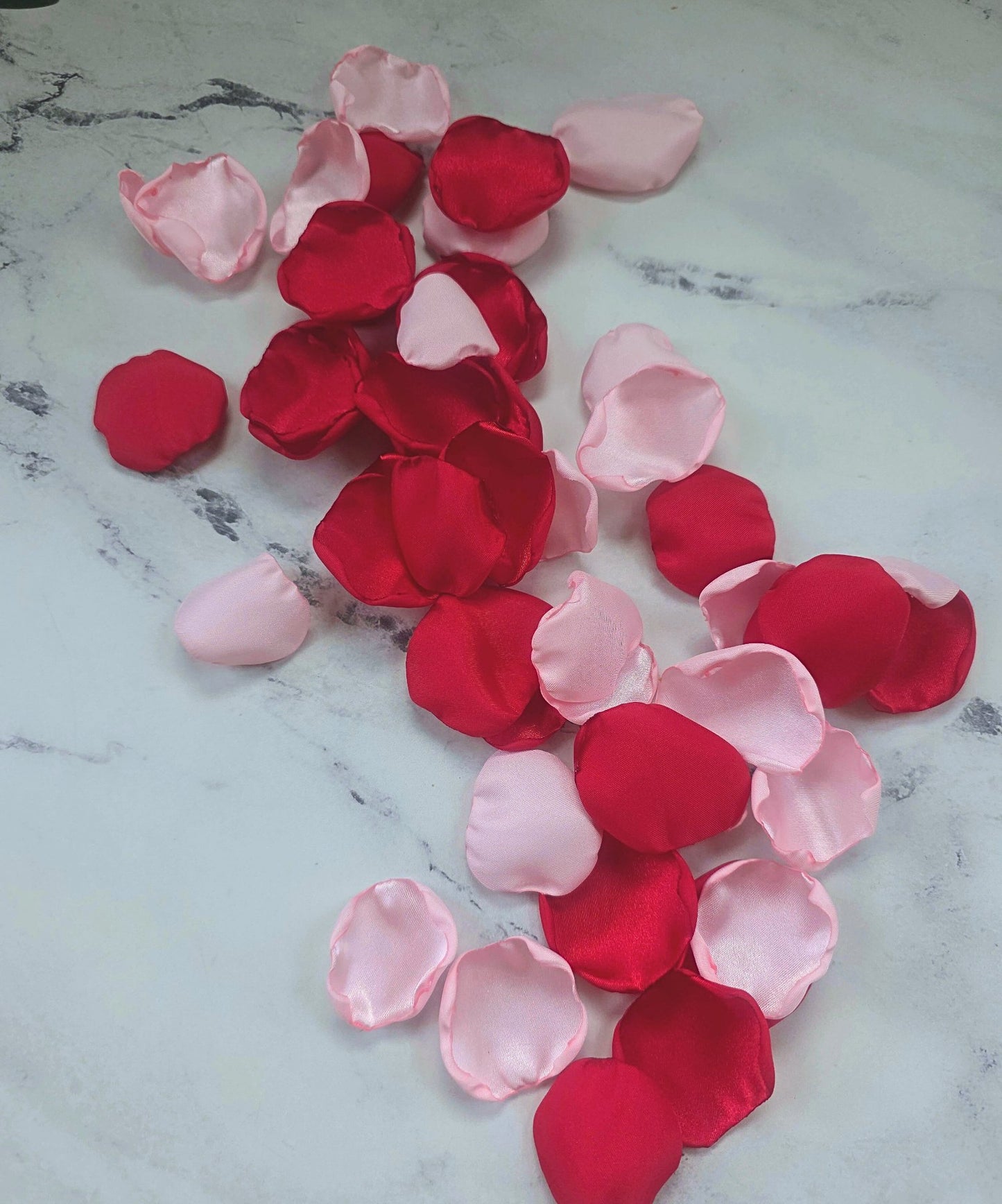 Red, and Pink rose petals for flower girl tossing, wedding aisle decor, confetti scatter, memory table accents, reception tablescapes decoration ideas, backdrop photo props, proposal ideas, valentine date night, wedding decor inspo