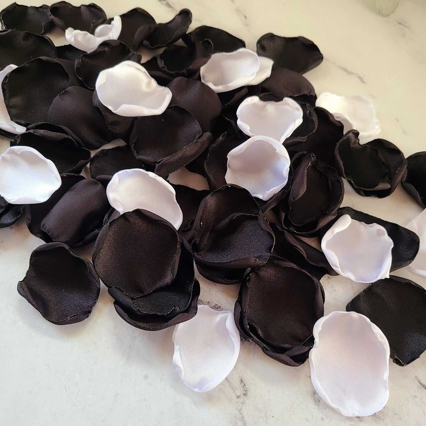 Black & White rose petals for elegant wedding decor, aisle decor, halloween party ideas, gothic event decor, flower girl petals, confetti scatter