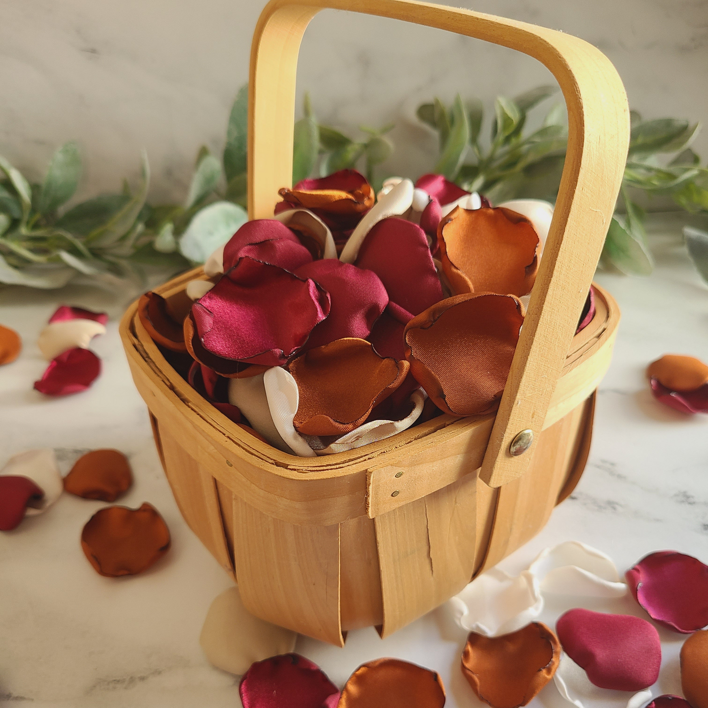 Burgundy, Terracotta, Beige and Ivory rose petals in a Western Boho Flower girl Basket. Burgundy, Terracotta, Beige rose petals for a Fall Wedding Theme. Flower petals for a flower girl to toss or put in a basket, Western wedding ideas, aisle decorations, marriage proposal props, table confetti