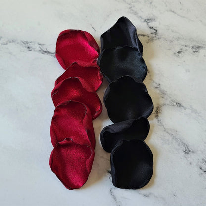 Dark Red and Black Rose Petals for Goth Wedding Decor, flower girl baskets, confetti scatter, halloween party decor, gothic bridal shower decorations, wedding aisle