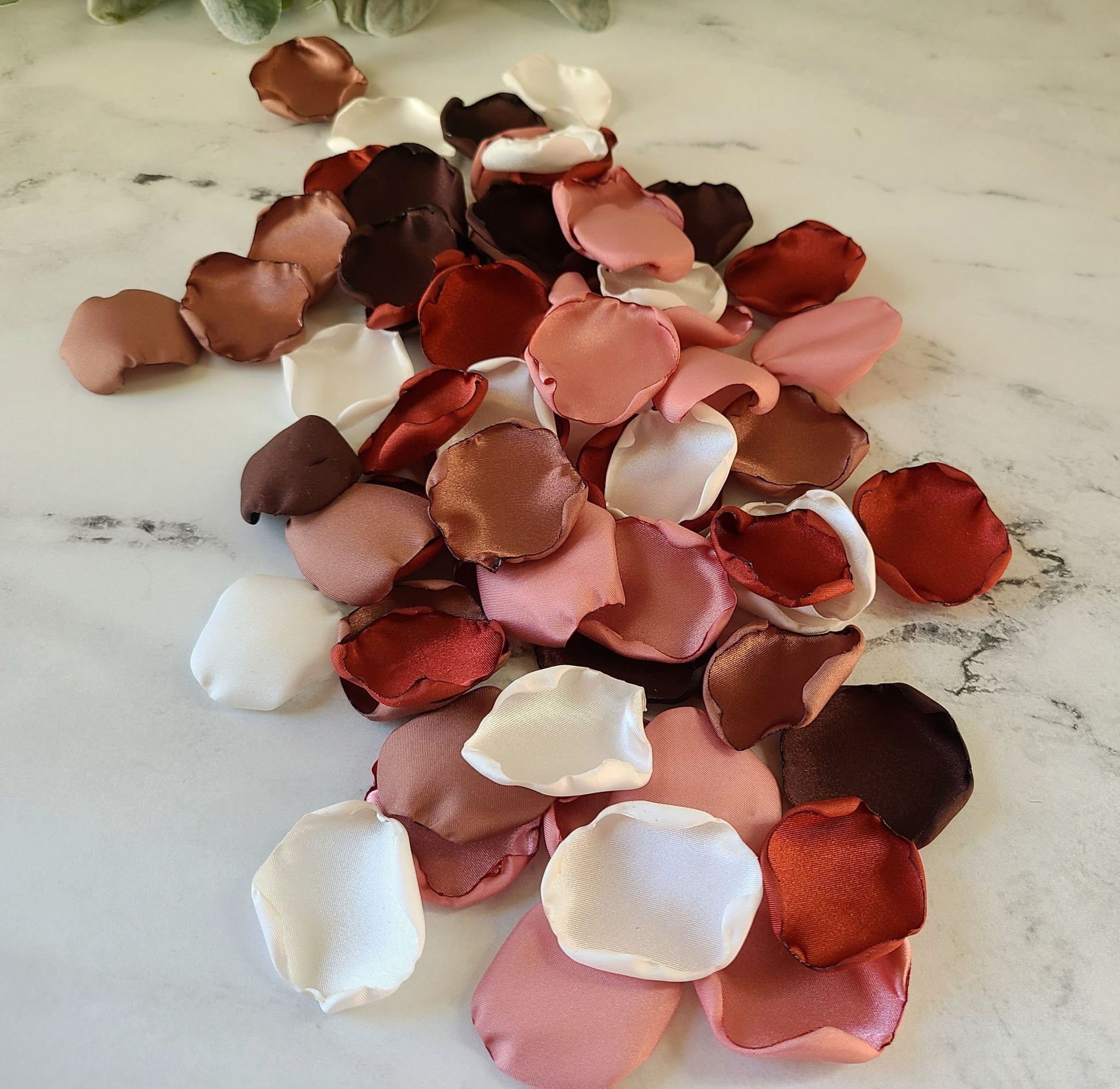 Cinnamon, Dusty Rose, Mocha Mauve Rose Petals. Fall Wedding Decor, Cinnamon, Dusty Rose, Mauve Rose Petals. Fall Wedding Decor, bridesmaid box, wedding aisle decor, flower girl petals, glamorous wedding, table confetti