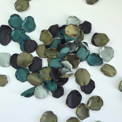 Olive, Forest green, sage and Black Rose petals for Western, County or Hunting Themed Wedding. Perfect for flower girl toss, wedding aisle decor, cake or reception table scatter, backdrop photo accents. For future brides planning a hunting themed wedding or camo inspired bridal shower event 
