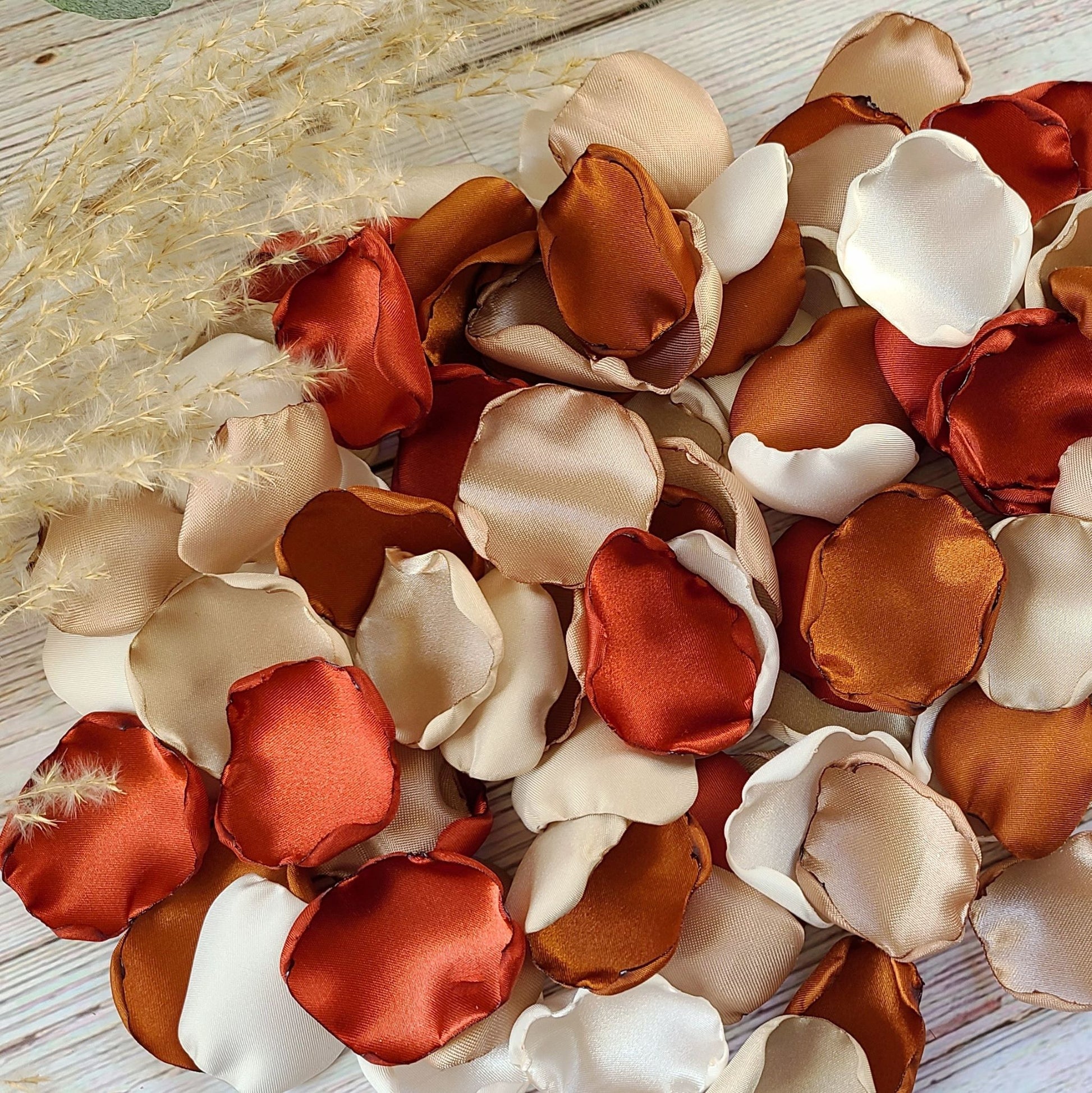 Rust Terracotta Rose Petals for boho Wedding decor , burnt orange Rose Petals for boho Wedding decor, flower girl petals, bridesmaid box, table confetti