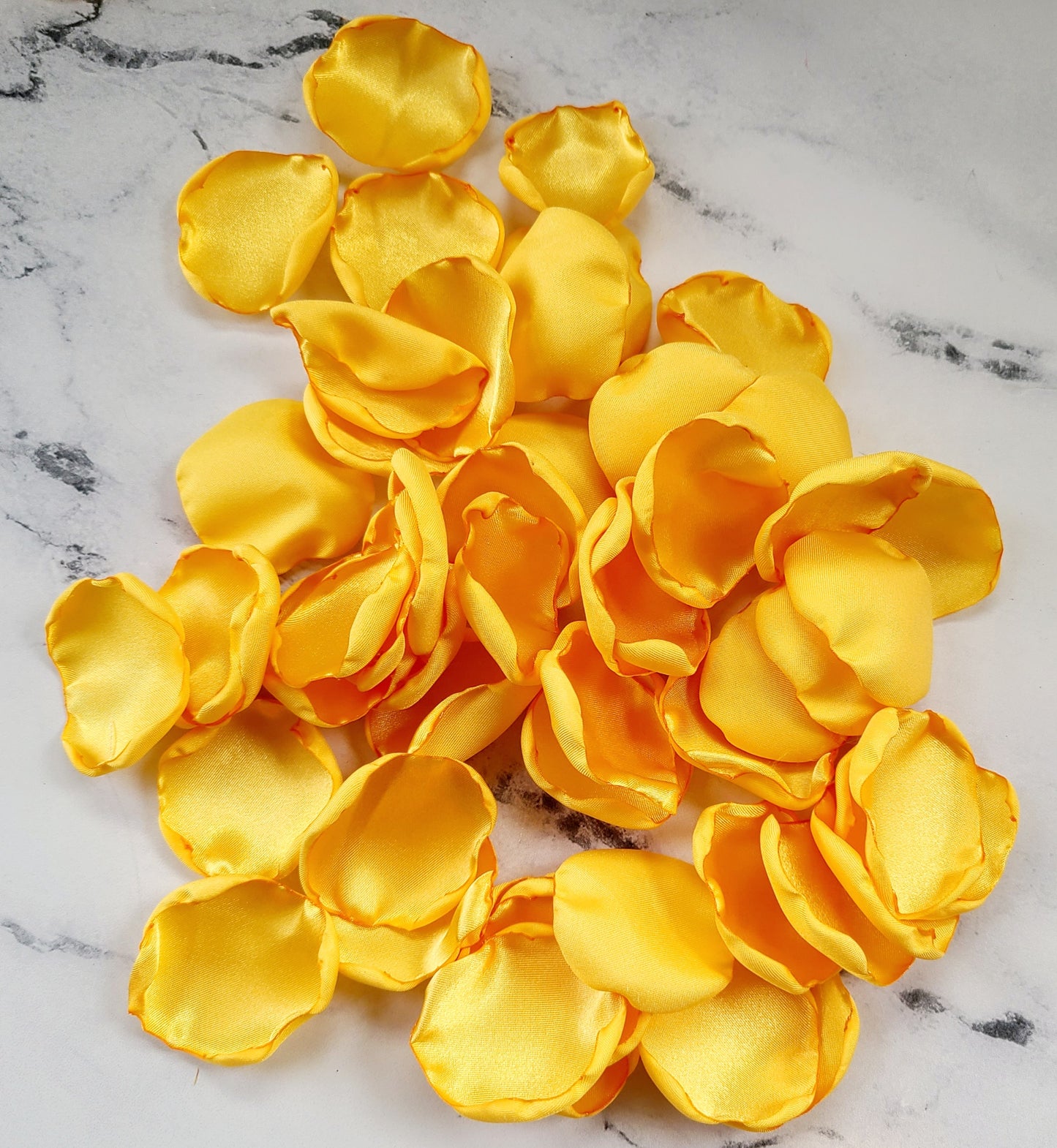 Yellow, Ivory or White rose petals for wedding aisle decor, western, fall wedding decor, flower girl petals for baskets, confetti scatter for tablescapes, petal patrol gift box, sunflower wedding Ideas