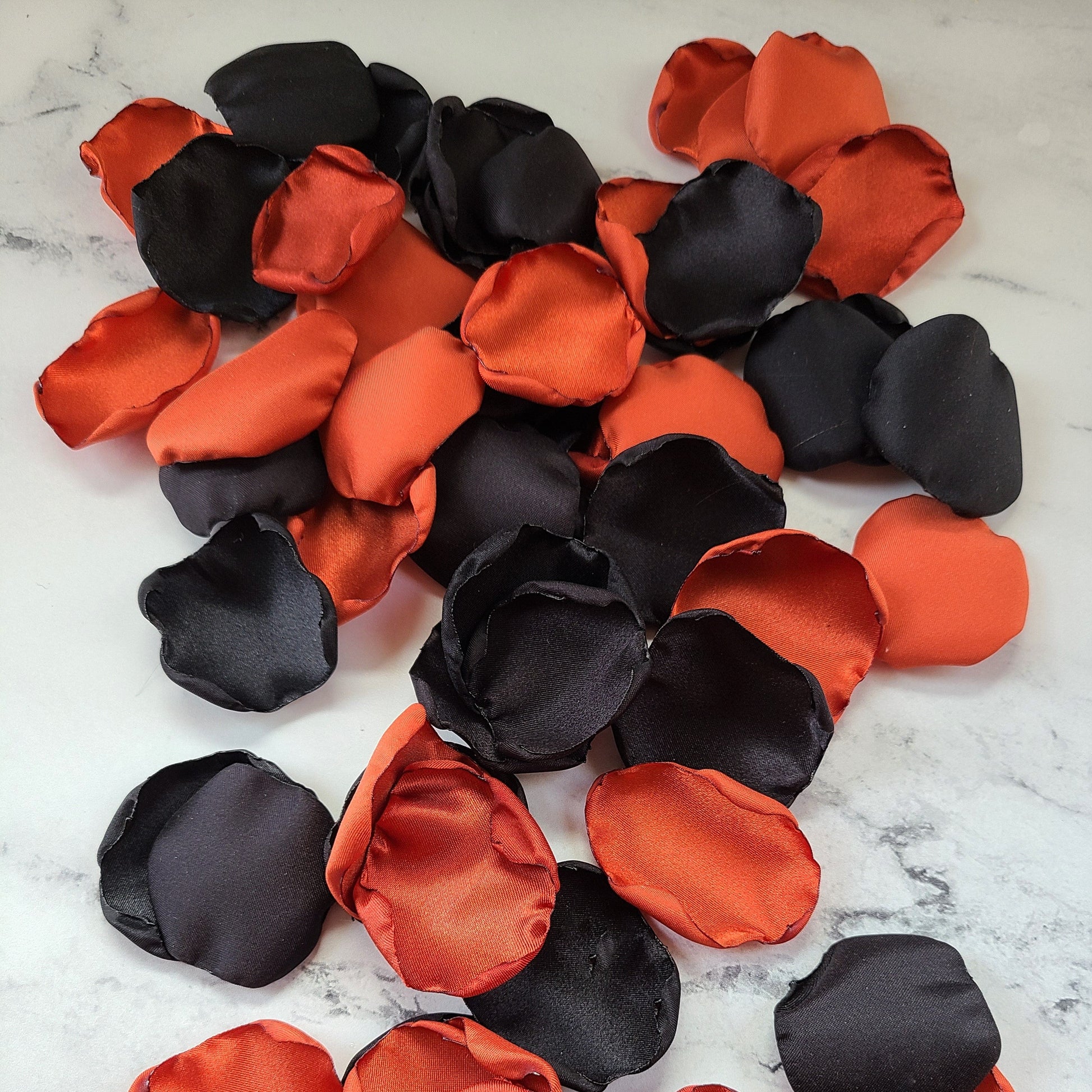 Black & Orange rose petals for Halloween wedding, flower girl petals, gothic wedding decor, table confetti, Goth bachelorette brunch decorations, Happily ever after