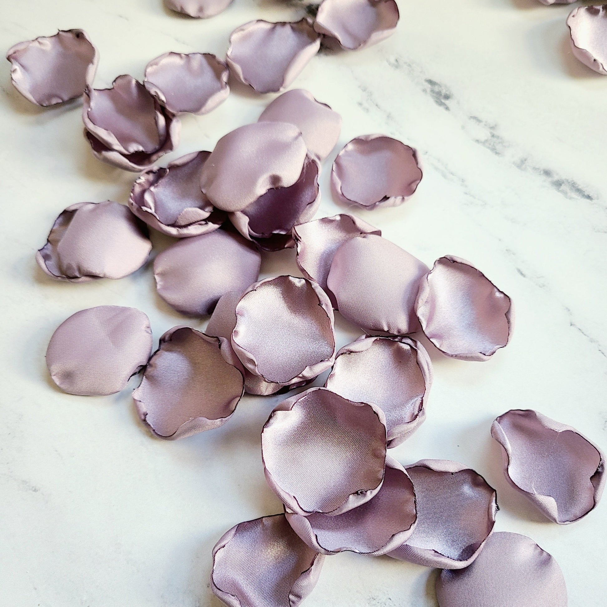 dusty Purple Rose Petals, Wedding Decor Petals, flower girl petals for baskets, wedding table decor, aisle decorations, confetti scatter, engagement photo props